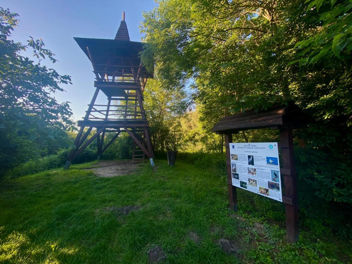 Töreki 34 Vendégház Siófok Kültér fotó