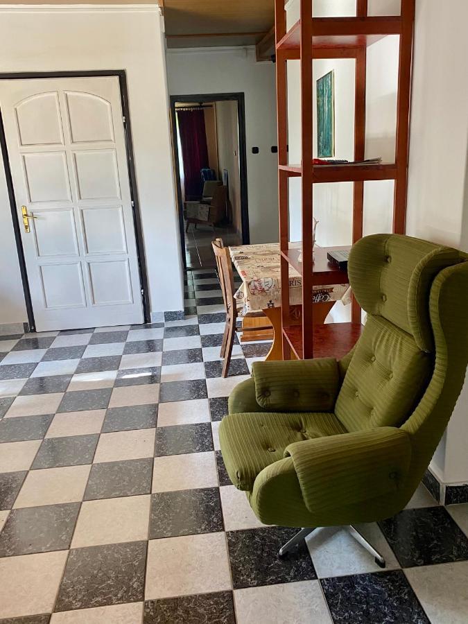 Töreki 34 Vendégház Siófok Kültér fotó